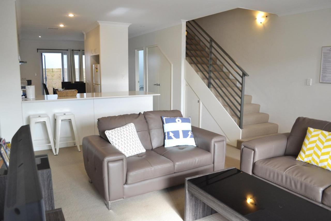 North Coogee Beach House Fremantle Exterior photo