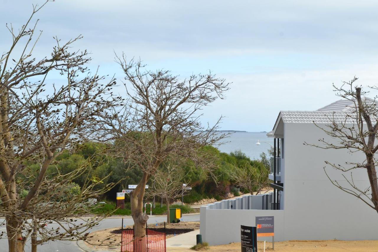 North Coogee Beach House Fremantle Exterior photo